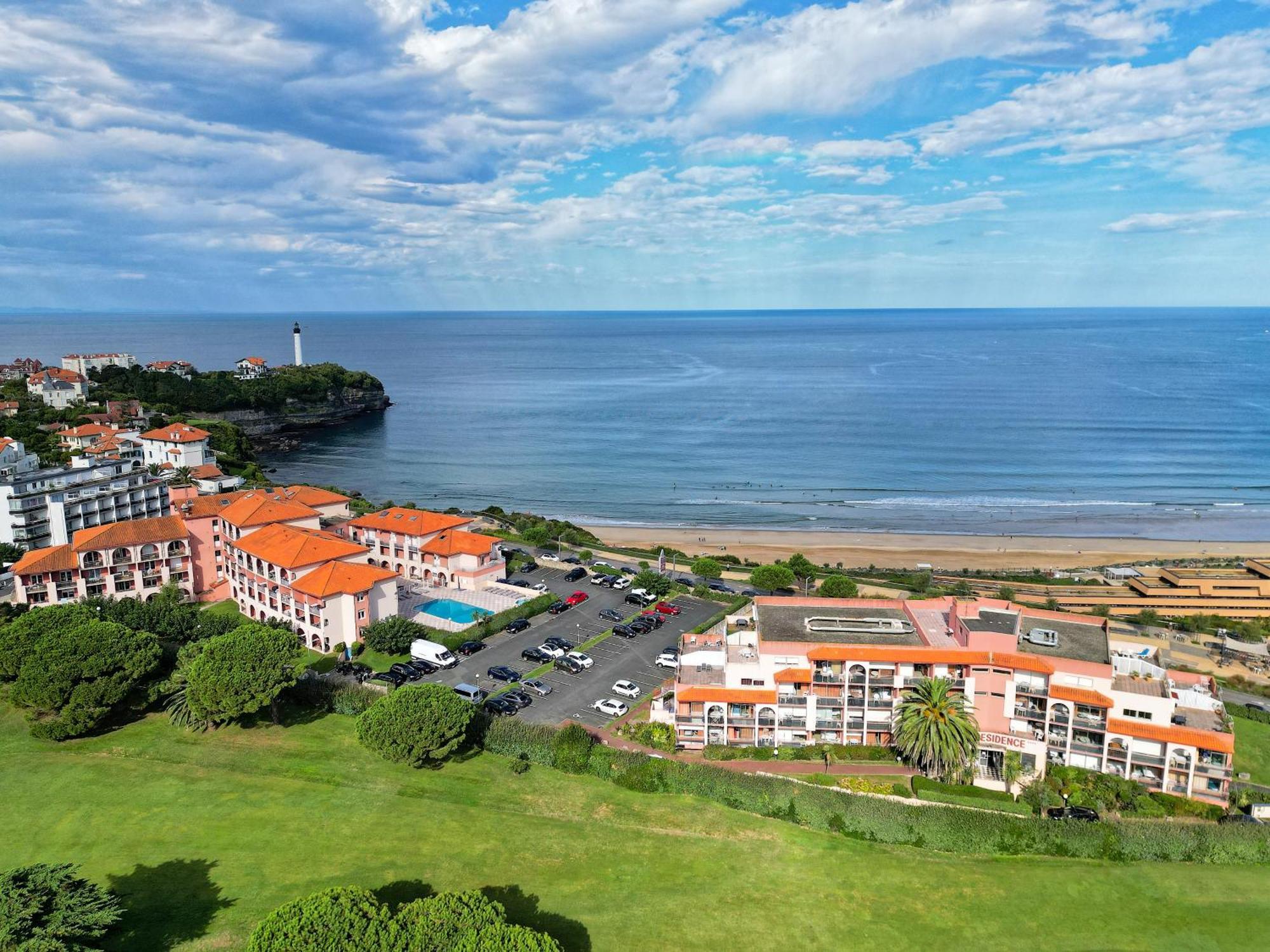 Mer Et Golf Aparthotel Anglet Exterior photo