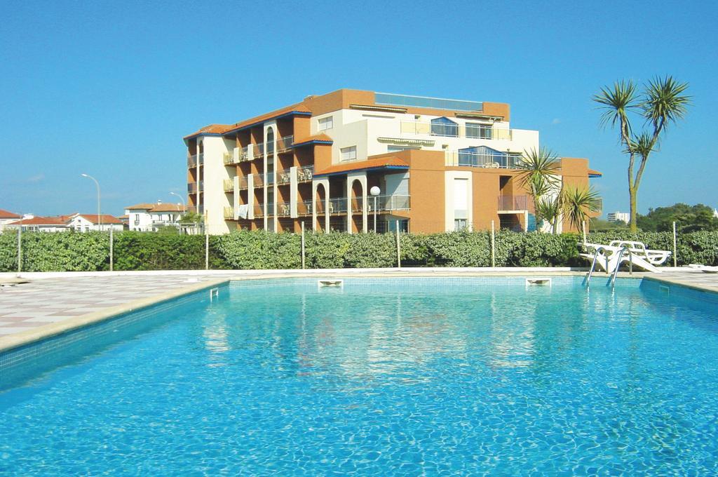 Mer Et Golf Aparthotel Anglet Exterior photo